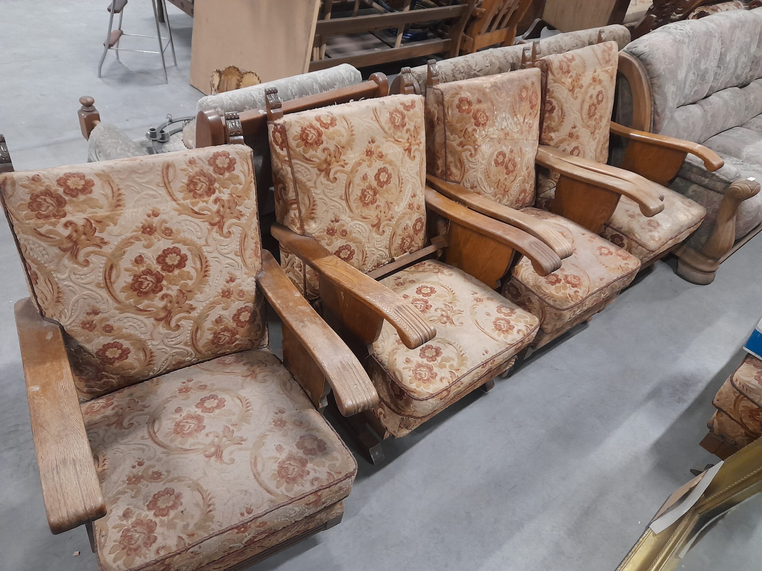 Antiikne pehme mööbel